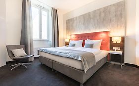 Garner Hotel Berlin - Mitte, An Ihg Hotel